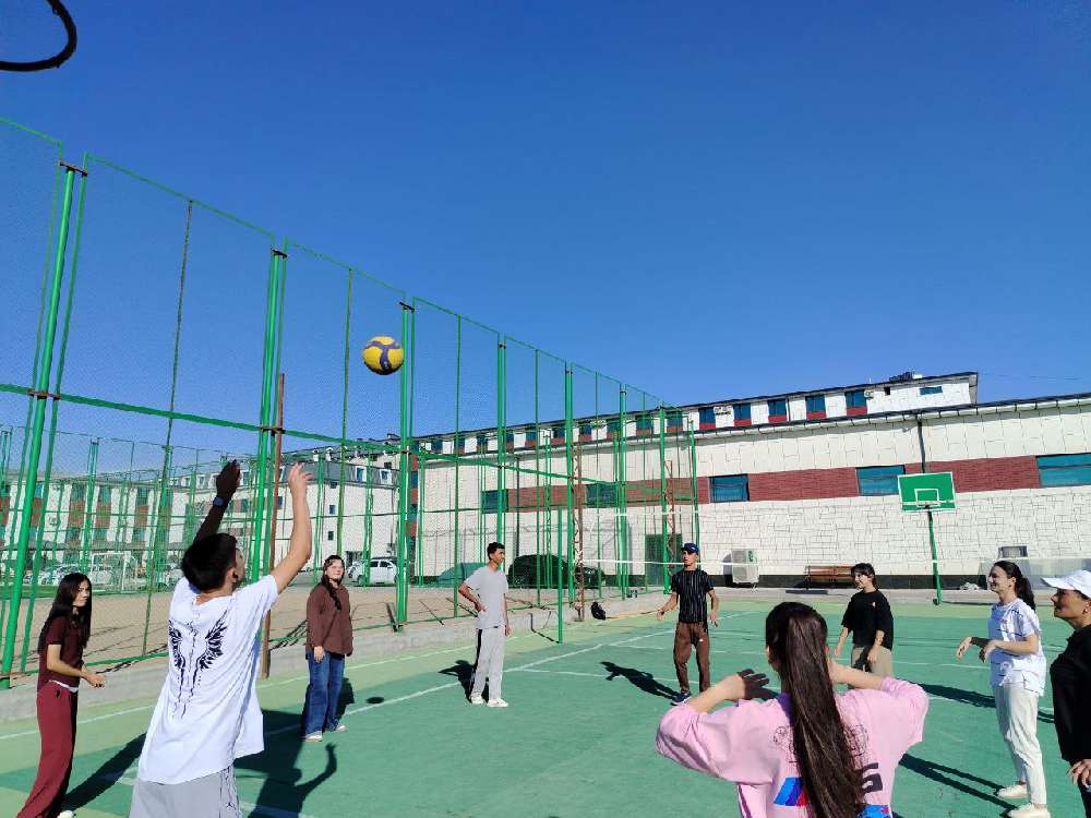 Voleybol toʻgaragi 