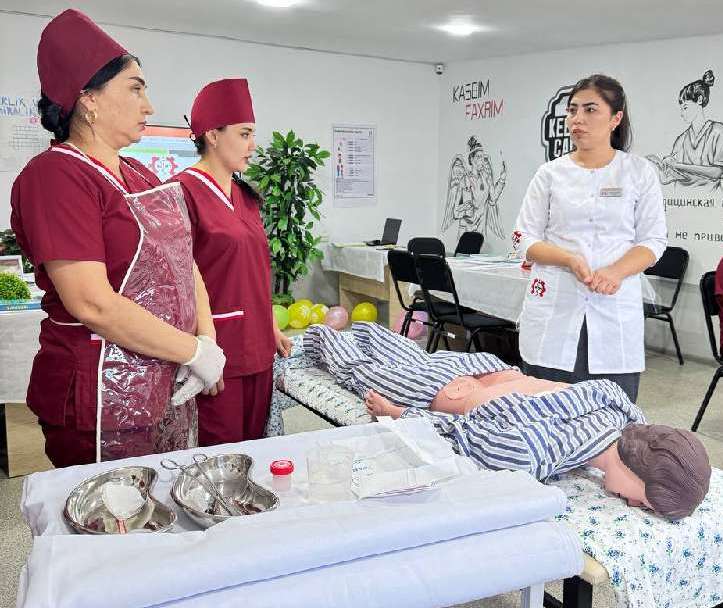 1-2Н24  guruh talabalari bilan amaliy ochiq dars o‘tkazildi