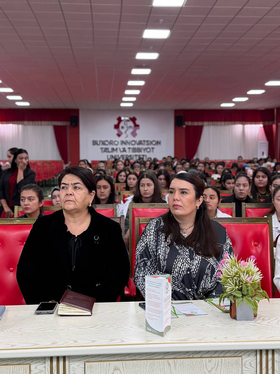 Roundtable discussion on "Introducing students to new decisions and innovations in the field of protection of women and children from oppression and violence"